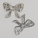 Pendente nó N°06, conector de nó em filigrana em metal prateado fino 39 x 26 mm