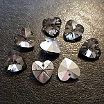 Pingente coração em vidro facetado N°01-02