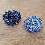 Flor de tecido desfiado n.º 64