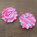 Flor de tecido desfiado n.º 72