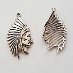 Breloque indien personnage N°02 40 mm