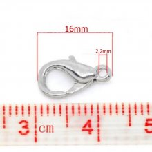 20 mosquetões de 16 x 09 mm.