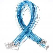 Colar com fita de organza N°08 e cordão encerado