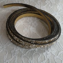 Bracelete dourada brilhante de 10 mm com forro em pele por 20 cm
