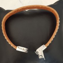 Couro de bezerro castanho plano 10 mm por 20 cm de pele e corrente