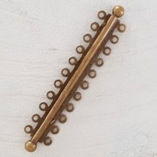 Fecho de bronze de vários níveis.