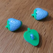 Botões de fantasia, crianças, bebés Padrão morango N°10 verde e azul pastel