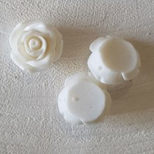 Flor sintética 20 mm N°01-03 Branco
