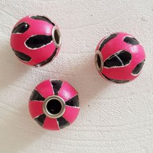 Conta de couro redonda N°05 Fushia