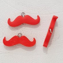 Pendente Moustache N°05 Vermelho