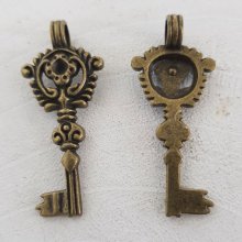 Pendente de chave N°11 Bronze