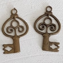 Pendente de chave N°27 Bronze