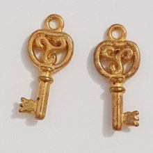 Chave Charm N°38 Ouro