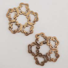 Pendente flor em metal N°022