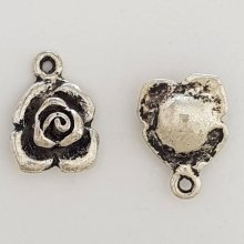 Pendente flor em metal N°045 Prata