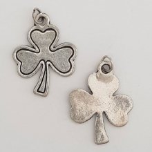 Pendente flor em metal N°049 Prata