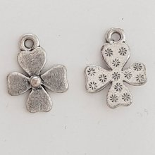 Pendente flor em metal N°091 Prata