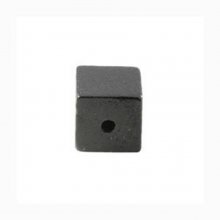 10 Contas de madeira cubo / quadrado 10 mm preto