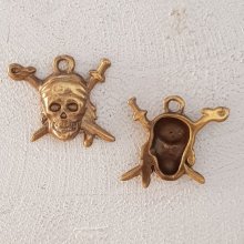 Pendente caveira e ossos cruzados N°07