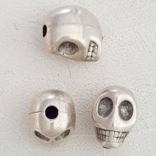 Pendente caveira e ossos cruzados N°25