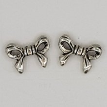 Charm Node N°11 pingente de nó de fita em metal prateado