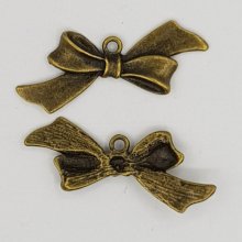 Pendente gravata borboleta N°18 Pendente fita de metal bronze
