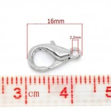 1 Fecho de mosquetão 16 x 09 mm.