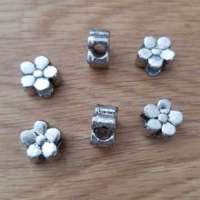 Amuleto de flor Metal N°034 Prata