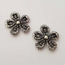 Charm Diversos N°010 Flor de prata