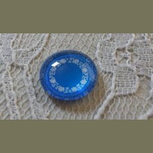 cabochão de vidro redondo 12mm flor azul 027 