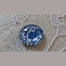 cabochão de vidro redondo 12mm flor azul 028 