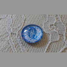 cabochão de vidro redondo 12mm flor azul 018 