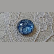 cabochão de vidro redondo 12mm flor azul 013 