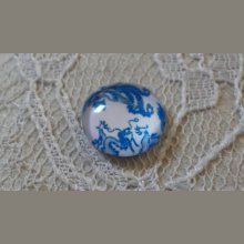 cabochão de vidro redondo 12mm flor azul 009 
