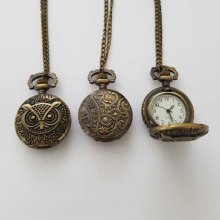 Relógio de coruja em bronze antigo com corrente