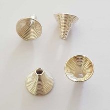 Copo cónico em espiral N°13 Prateado.