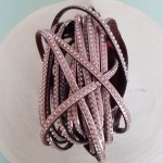 Espelho de couro Metal rosa 06 mm Strass Swarovski por 20 cm