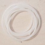 1 metro de cordão de pvc branco oco de 2 mm.