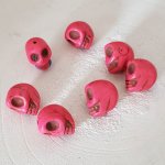 Lote 11 Crânios de Howlite coloridos 18 mm