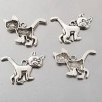 Charm gato N°21 x 4 peças