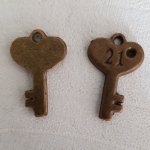 Pendente de chave N°15 Bronze