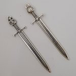 Charme Espada Machado de Guerra N°02 Prata