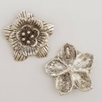 Pendente flor em metal N°013 Prata