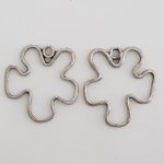 Amuleto de flor Metal N°023 Prata