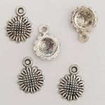 Pendente flor em metal N°037 Prata