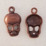 Pendente caveira e ossos cruzados N°06