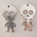 Pendente caveira e ossos cruzados N°08