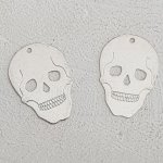 Pendente caveira e ossos cruzados N°09
