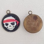 Pendente caveira e ossos cruzados N°28