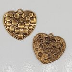 Amuletos em forma de coração N°29 em ouro antigo